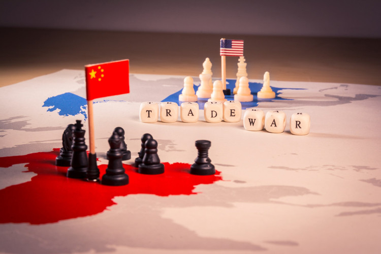 Trung Quốc được Mỹ xem là “đối thủ” cạnh tranh chiến lược, cần phải bị kìm hãm trên mọi phòng tuyến.