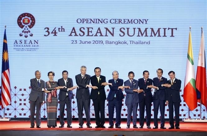 Thủ tướng Nguyễn Xuân Phúc: Chủ động, tích cực tham gia giải quyết thách thức trong ASEAN