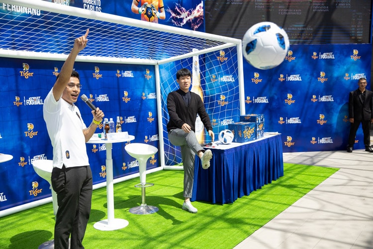 Park-Ji-sung-8303-1561342109.jpg