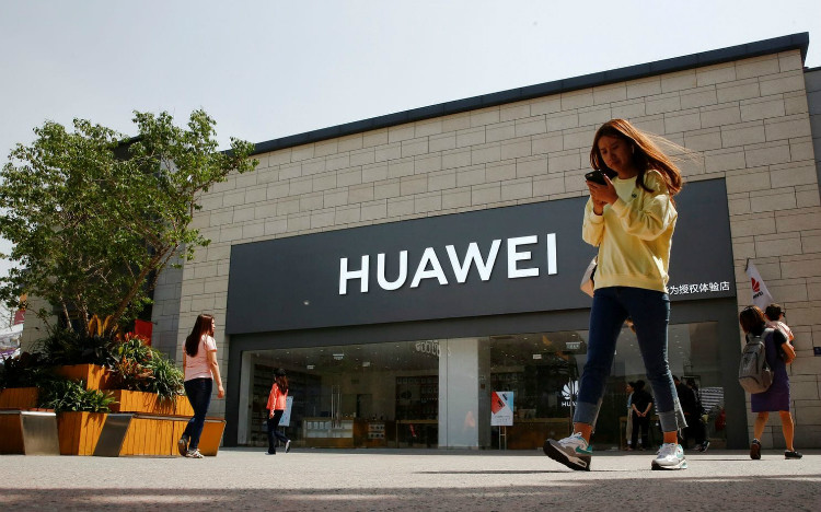 Cấm vận đã nới lỏng, nhưng sóng gió vẫn chưa qua với Huawei
