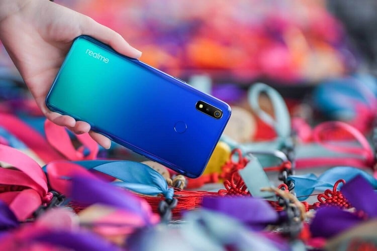 Smartphone Realme 3 phiên bản kim cương hồng