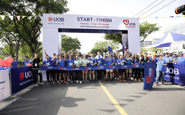 Giải chạy từ thiện vì cộng đồng UOB Heartbeat Run/Walk