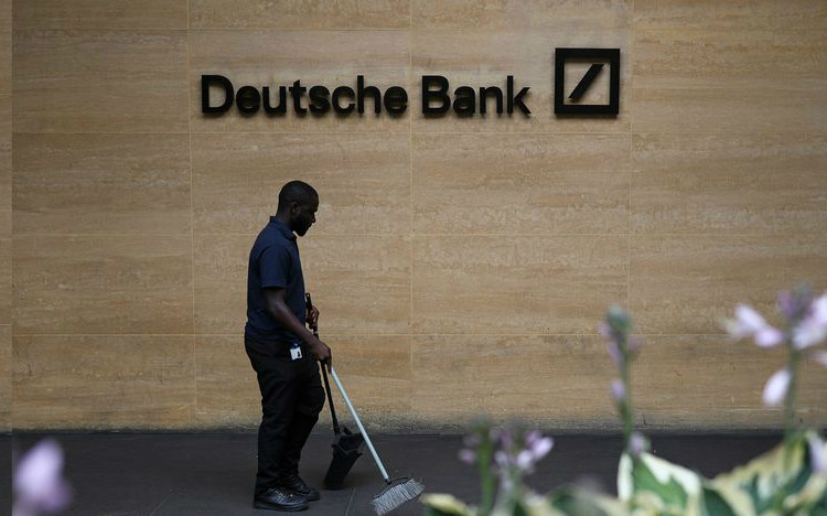 Chỉ dấu khủng hoảng kinh tế thế giới từ Deutsche Bank