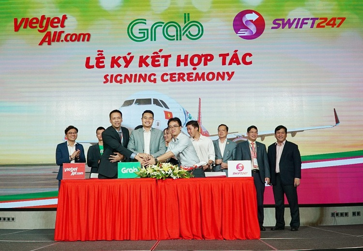 Vietjet, Swift247 và Grab hợp tác kết nối di chuyển và giao nhận