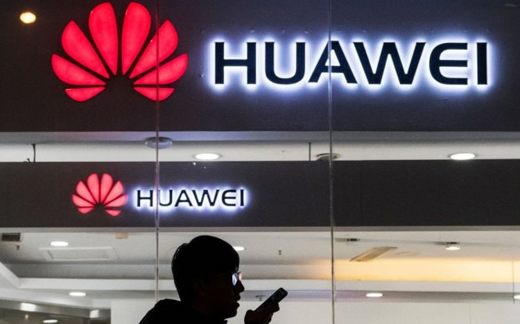 01-huawei-9353-1565317605.jpg