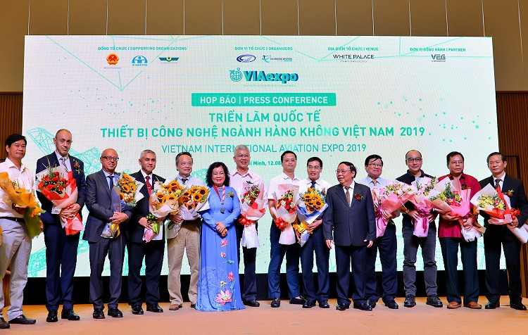 Họp báo Triển lãm quốc tế Thiết bị công nghệ ngành hàng không Việt Nam 2019