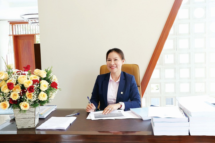 Bà Nguyễn Ngọc Tiền - Tổng giám đốc Công ty Bất động sản Đảo Vàng: “Gỡ khó cho người là gỡ khó cho mình
