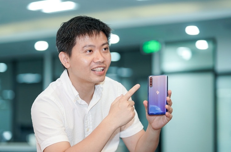 Vsmart Live 1 là điện thoại “make in Vietnam”?