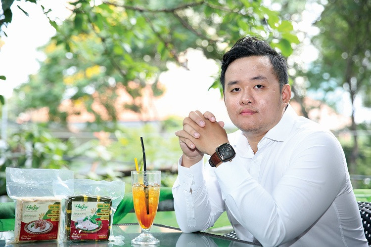 Ngô Minh Văn - Giám đốc Điều hành Công ty CP Cung cấp Thực phẩm Hai Lúa: 