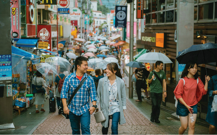 Năm ngoái, 7,5 triệu khách Hàn Quốc đã đi du lịch sang Nhật Bản, chiếm 24% trong tổng số 31,2 triệu người, chỉ đứng sau du khách đến từ Trung Quốc.