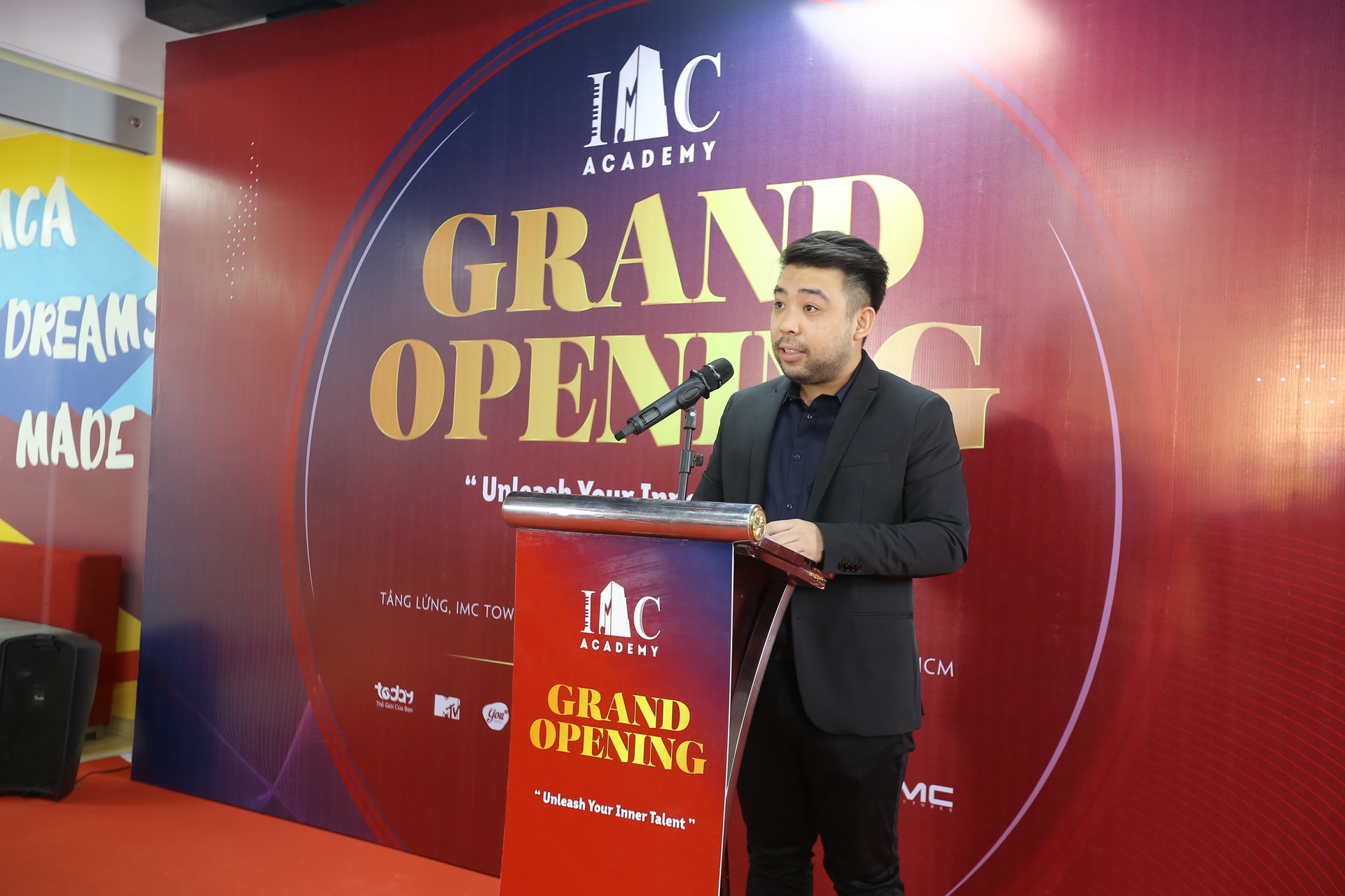 IMC Academy - Học viện đào tạo tài năng nghệ thuật theo chuẩn quốc tế