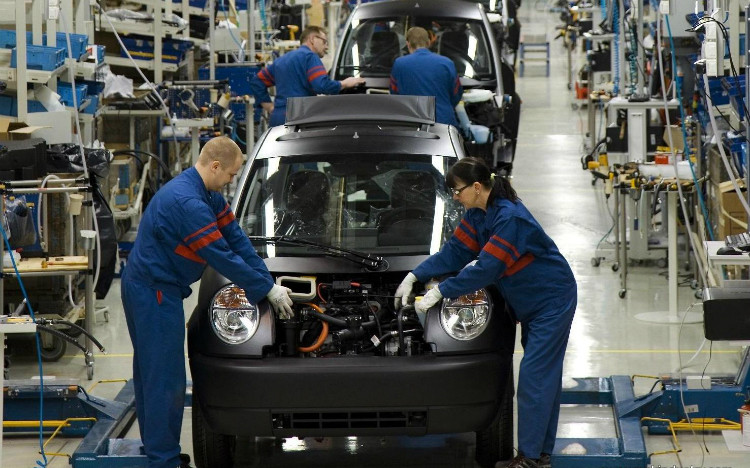 Theo ông Christian Peugeot - Chủ tịch Ủy ban các nhà sản xuất ô tô Pháp, Brexit không chỉ là vấn đề của Anh mà liên quan tới tất cả hiệp hội, tổ chức và doanh nghiệp hoạt động trong ngành công nghiệp ô tô châu Âu.