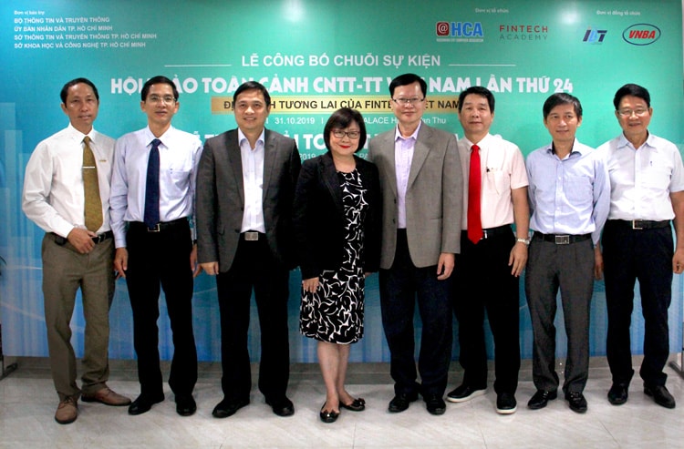 Định hình tương lai Fintech Việt Nam