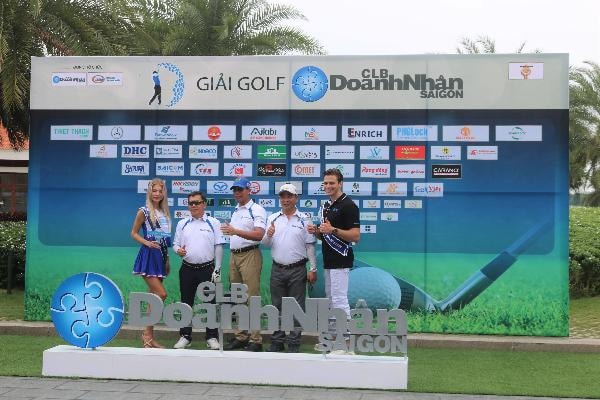 Tưng bừng Giải Golf CLB Doanh nhân Sài Gòn 2019