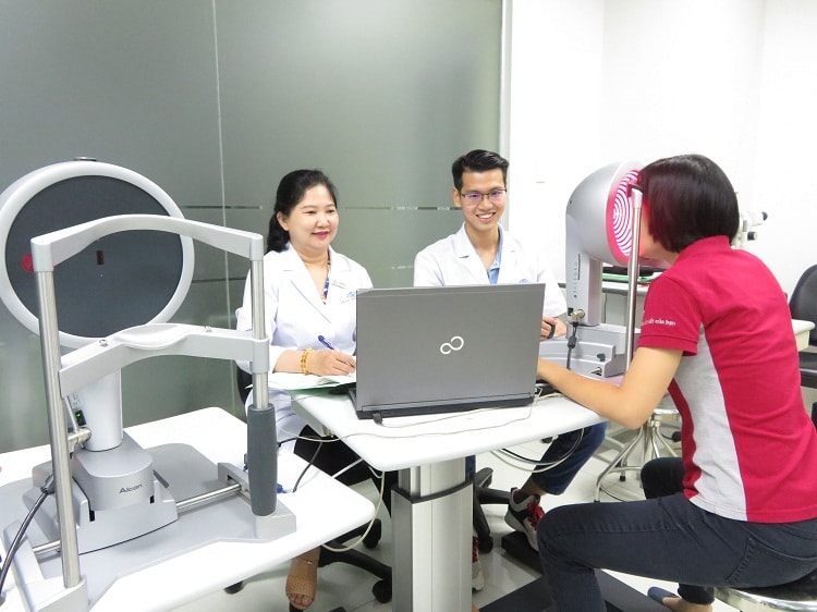 BV Mắt Phương Nam chuyển giao công nghệ phẫu thuật Lasik Contoura