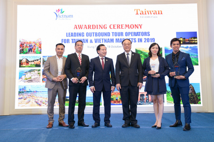 Vietravel đạt giải “Nhà điều hành tour quốc tế có thành tích tốt nhất tại thị trường Đài Loan 2019”
