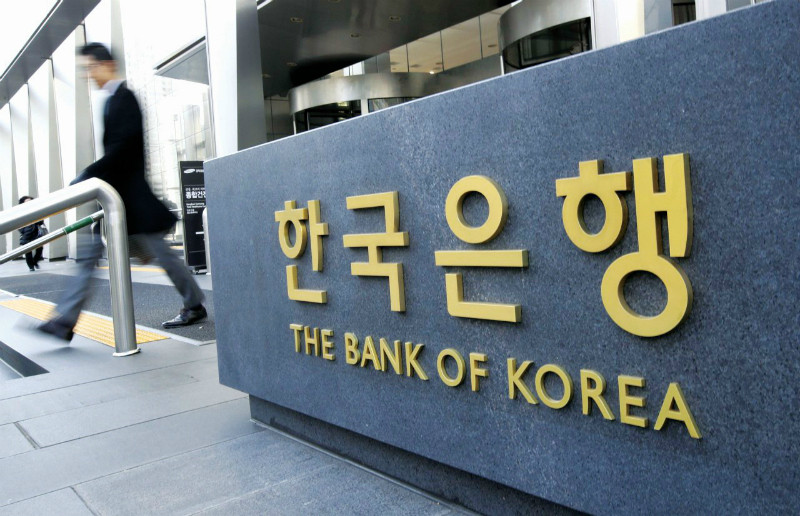 Phía sau động thái cắt giảm lãi suất của Hàn Quốc