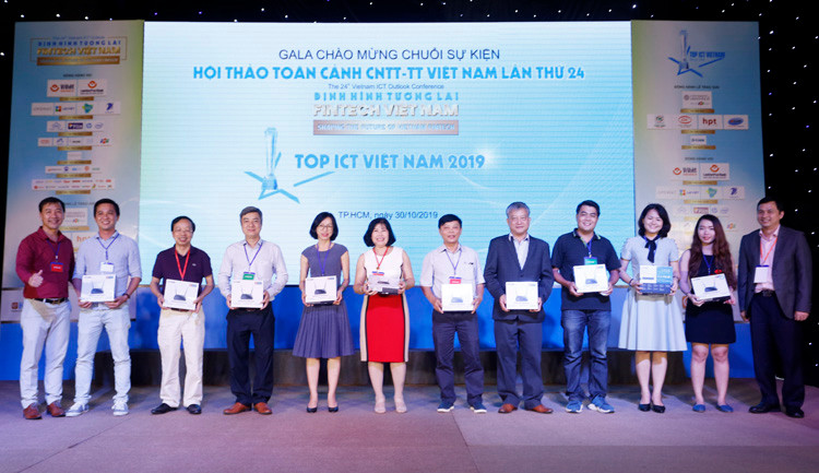Trao giải thưởng TOP ICT Việt Nam