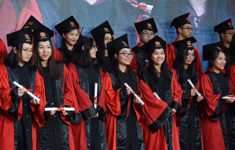 4 học sinh VAS đoạt giải xuất sắc tại các kỳ thi Cambridge 2019