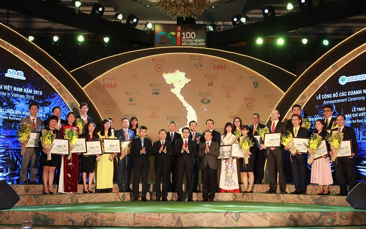 Nestlé Việt Nam liên tiếp vào Top 10 Doanh nghiệp bền vững Việt Nam