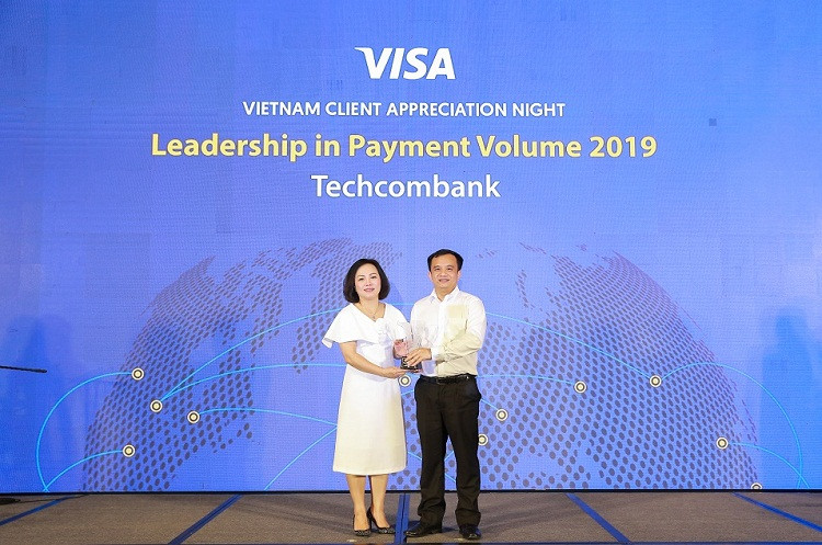 Techcombank nhận 7 giải thưởng từ tổ chức Visa