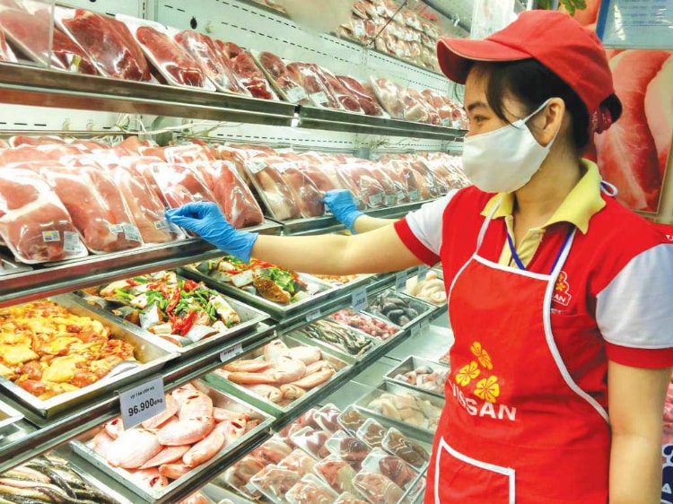 Tăng nhập khẩu các loại thịt: Phải tính đến lợi ích của người chăn nuôi