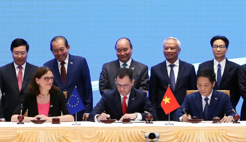Ủy ban Thương mại EU thông qua EVFTA và EVIPA với Việt Nam