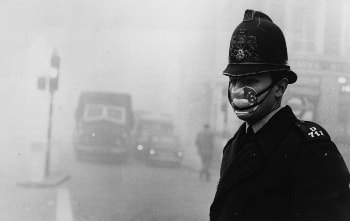 London smog hay "sương mù do ô nhiễm ở London" - thảm họa đã khiến 12.000 người chết.