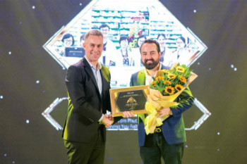 CEO Pharmacity nhận giải thưởng Doanh nghiệp của năm từ Mekong Capital