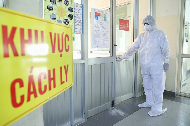Một bác sĩ tham gia chống dịch nhiễm bệnh, số ca mắc Covid-19 tại Việt Nam lên 116