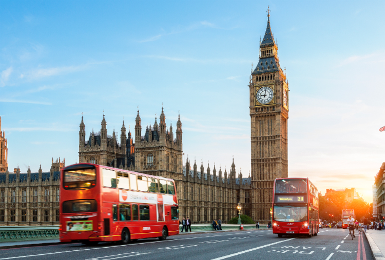 London là thành phố có nhiều tỷ phú sinh sống nhất tại nước Anh. Người giàu nhất tại London là
