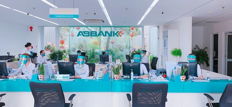 ABBank miễn phí các giao dịch phòng, chống dịch Covid-19 và hạn mặn