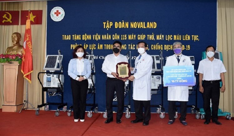 Novaland tặng thiết bị y tế 10 tỷ đồng cho Bệnh viện Nhân dân 115