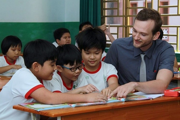 Đề xuất quy định về lao động nước ngoài làm việc tại Việt Nam