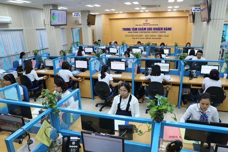 Đến năm 2025, đơn giản hóa ít nhất 20% quy định và chi phí kinh doanh