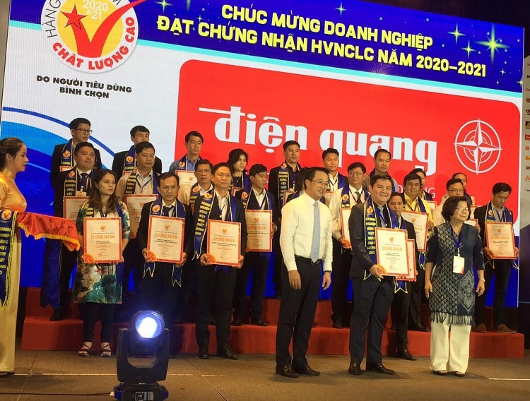 Điện Quang - 24 năm liên tục nhận danh hiệu Hàng Việt Nam chất lượng cao