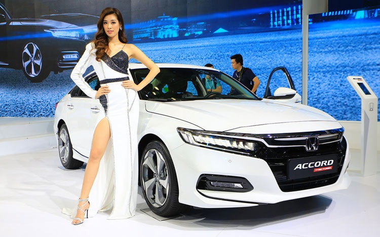 Thêm một hãng ô tô tiếp tục triệu hồi hàng ngàn xe vì lỗi bơm nhiên liệu