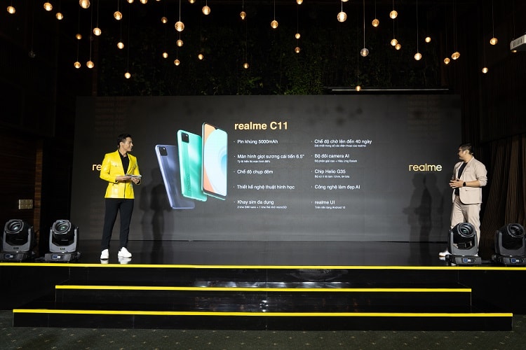 Realme ra mắt hệ sinh thái AIoT kết nối điện thoại