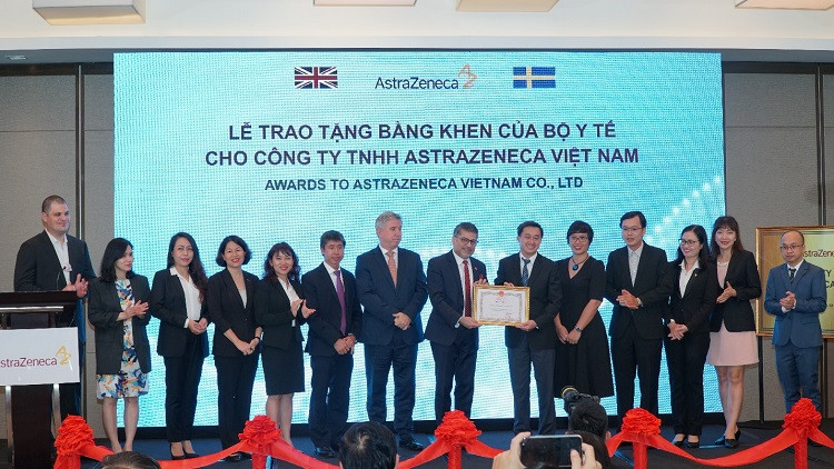 AstraZeneca đóng góp phát triển ngành y tế Việt Nam
