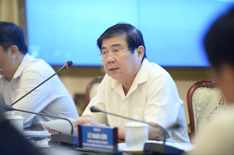 ông Nguyễn Thành Phong nhận định: “TPHCM nỗ lực cao nhất mới có thể đạt mức tăng trưởng 5%, rất khó có thể duy trì tỷ lệ như dự kiến ban đầu là tăng trưởng hơn 8%”.