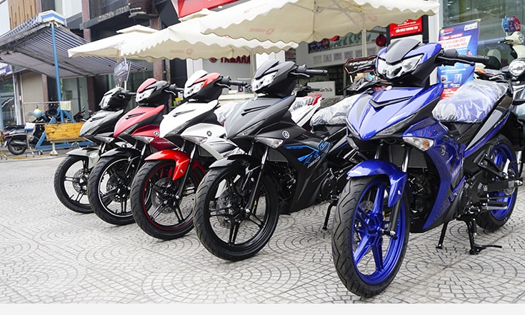 Xe máy ế ẩm, doanh số giảm phân nửa