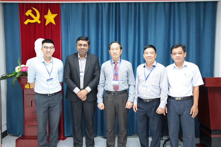 Tổng lãnh sự Ấn Độ tại TP.HCM thăm và làm việc với báo Doanh Nhân Sài Gòn