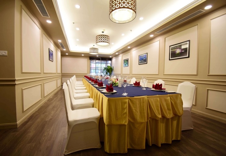 Hoang-Sa-Restaurant-5-7211-1602213602.jp
