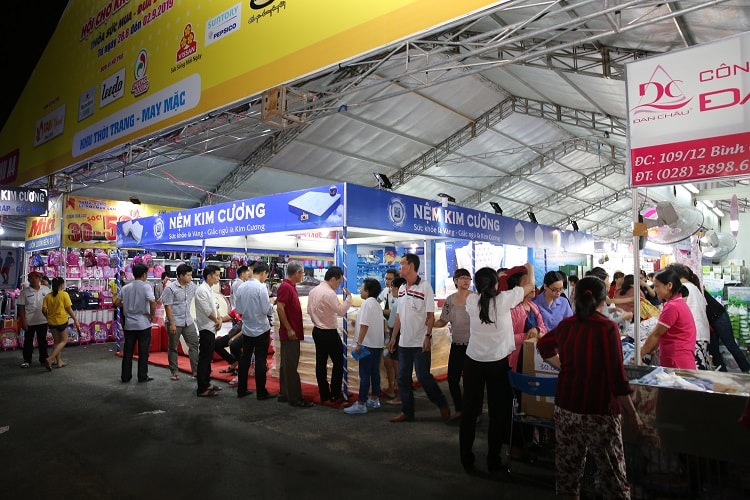 TP.HCM khai mạc hội chợ khuyến mại 2020