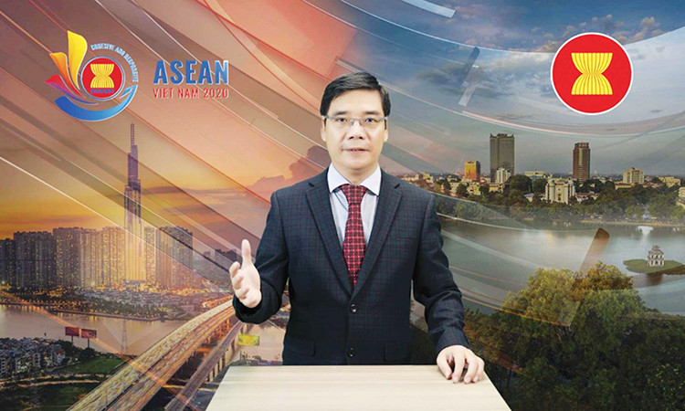 TS. ĐOÀN DUY KHƯƠNG - Phó chủ tịch Phòng Thương mại và Công nghiệp (VCCI), Chủ tịch Hội đồng Tư vấn Kinh doanh ASEAN