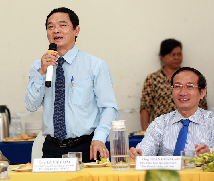 Ông Lê Viết Hải - Chủ tịch HĐQT Công ty CP xây dựng Hòa Bình phát biểu tại tọa đàm.