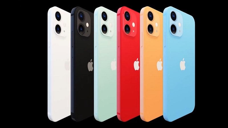 Giá bán iPhone 12 chính hãng cao hơn giá gốc từ 4-10 triệu đồng