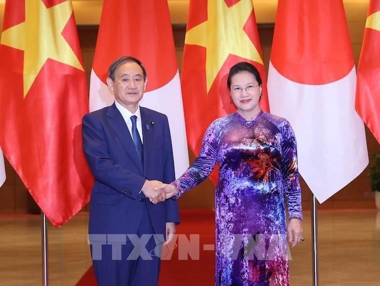 Chủ tịch Quốc hội Nguyễn Thị Kim Ngân hội kiến Thủ tướng Nhật Bản