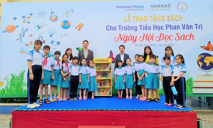 Hansae Việt Nam thực hiện chương trình “Một vạn cuốn sách - Triệu tình yêu thương” lần thứ 4