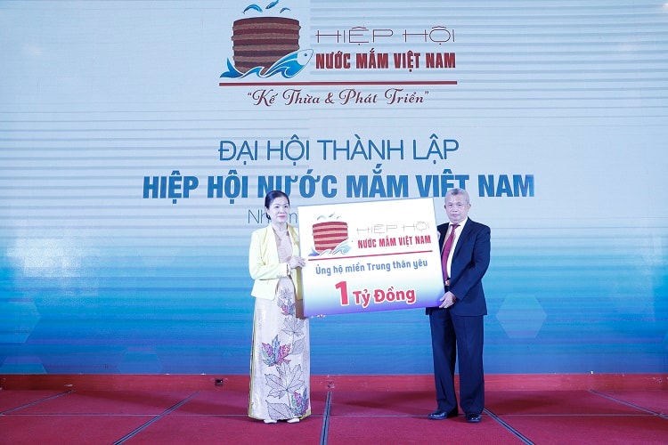 Hiep-hoi-Nuoc-mam-Viet-Nam-ung-8777-3490